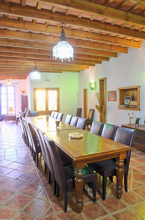 Hotel Posada Casas Viejas Беналуп Касас Виехас Екстериор снимка