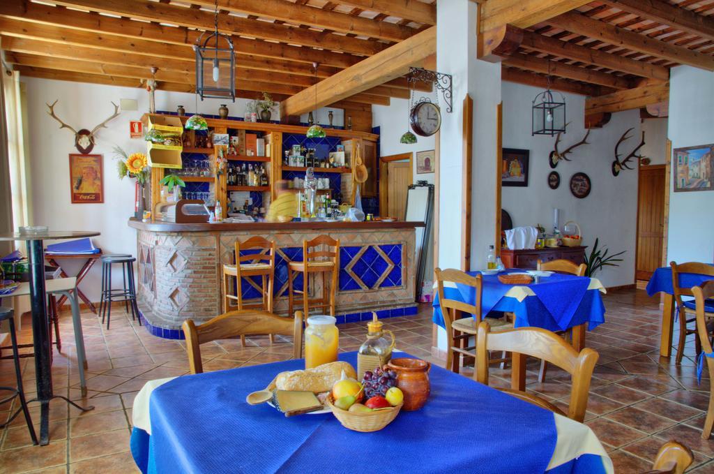 Hotel Posada Casas Viejas Беналуп Касас Виехас Екстериор снимка