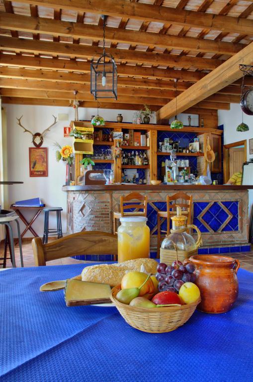 Hotel Posada Casas Viejas Беналуп Касас Виехас Екстериор снимка